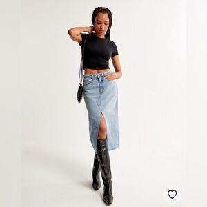 A&F BRAND NEW MIDI DENIM SKIRT